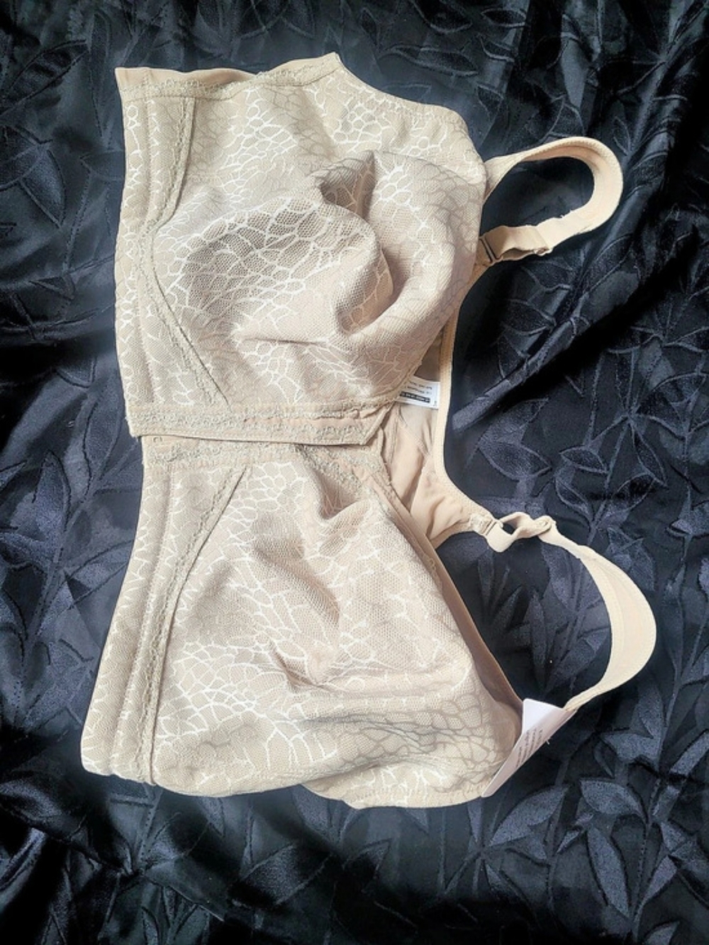 SPANX Lace Bra in Beige Size 44DDD NWT